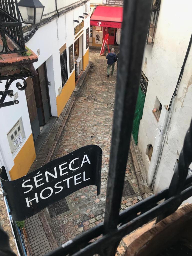 Seneca Hostel Cordoba Exterior photo